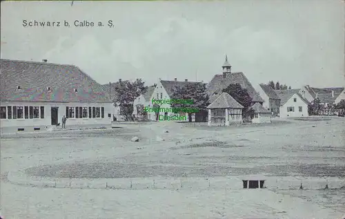 158092 AK Schwarz über Schönebeck Elbe b. Calbe a. S. Dorfplatz um 1920