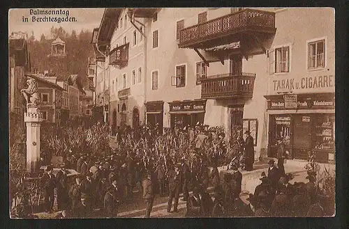 22063 AK Palmsonntag in Berchtesgaden um 1910 Menschen vor Tabak- u. Cigaretten