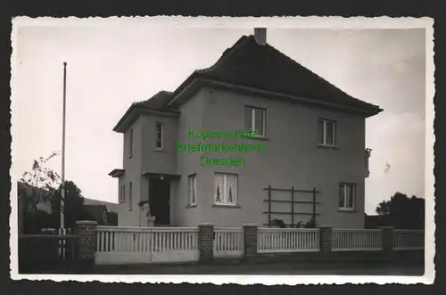 146613 AK Themar Thür. Fotokarte um 1930 einzelnes Wohnhaus mit Fahnenmast