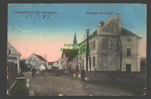145969 AK Leutmannsdorf 1941 Dorfstraße mit Postamt