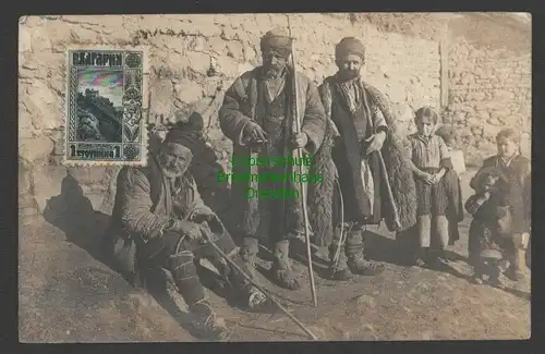 141569 AK Fotokarte Prilep Mazedonien 1918 3 Bauern 3 Kinder