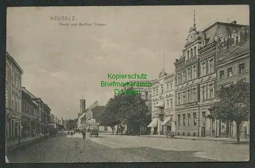 139318 AK Neusalz an der Oder Nowa Sol Markt und Berliner Strasse 1912 Hotel