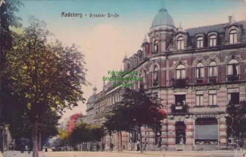 170354 AK Radeberg Dresdner Straße um 1920 gegenüber Brauerei Ecke Bahnhofstraße