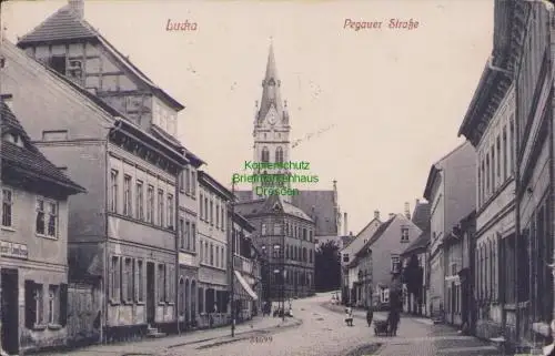 170339 AK Lucka Sachs. Alt.um 1910 Pegauer Straße Blick zur Kirche