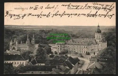 142825 AK Neustrelitz 1913 Grossherzogliches Schloss und Scjlosskirche