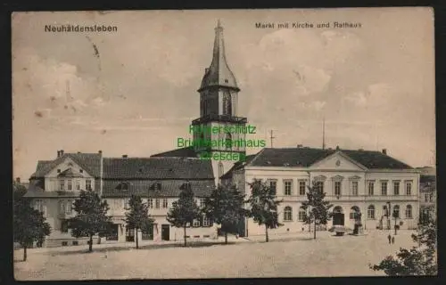 140360 AK Neuhaldensleben Markt Kirche Rathaus 1924