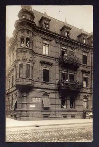 117769 AK Mannheim Fotokarte um 1920 Luisen Ring Hinweisschild Peitschenknallen