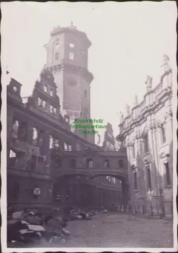 158257 Hahn Foto AK 4 Dresden Schloss Turm Ruinen Zerstörung