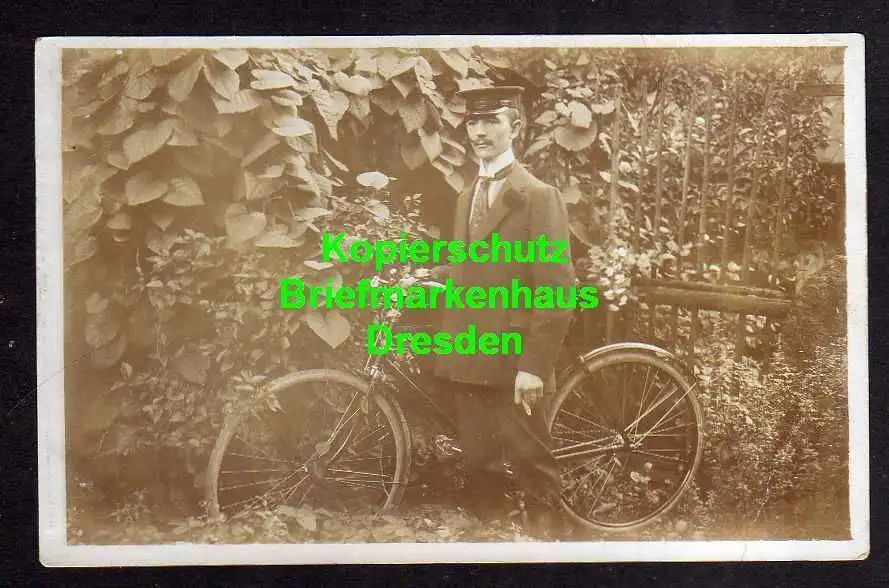 118531 Ansichtskarte Dresden Mann mit Fahrrad Fotokarte Ideal Ica Aktiengesellschaft um 191