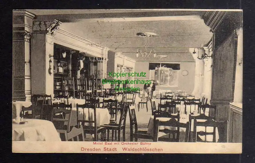 127313 Ansichtskarte Dresden 1906 Waldschlösschen Mittel Saal mit Orchester Bühne