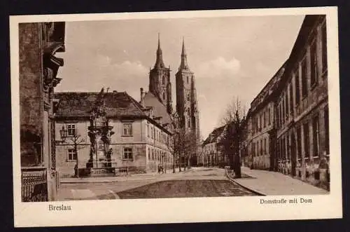 44697 AK Breslau Domstraße mit Dom um 1925