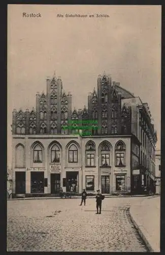 151105 AK Rostock Alte Giebelhäuser am Schilde um 1910