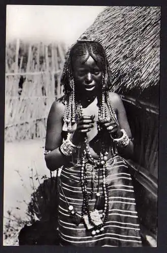 70754 AK ERITREA DONNA CUNAMA Ethnic Native um 1930