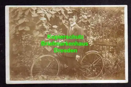 118531 AK Dresden Mann mit Fahrrad Fotokarte Ideal Ica Aktiengesellschaft um 191