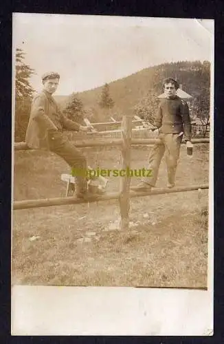 120243 Ansichtskarte Schmiedeberg Bez. Dresden Fotokarte 1912 Holzfäller mit Säge