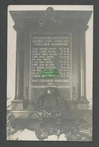 138897 AK Dresden Gedenktafel Personal des Fernsprechamts um 1920