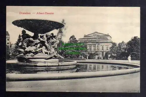 132538 AK Dresden Neustadt Albert Theater Brunnen um 1910