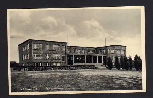 111490 AK Welzow N.-L. Neue Schule um 1935