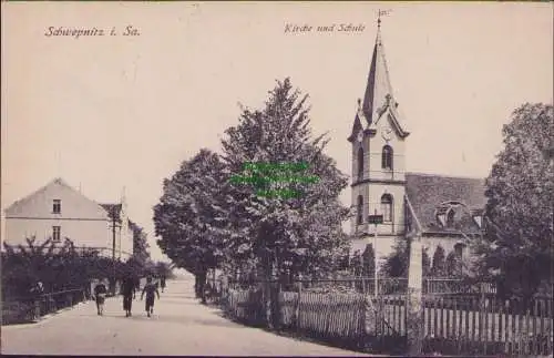 160535 AK Schwepnitz i. Sa. Kirche und Schule 1919