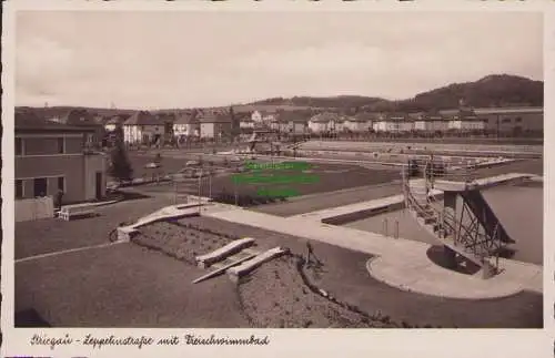170445 AK Striegau Strzegom um 1940 Zeppelinstraße mit Freischwimmbad Sprungturm