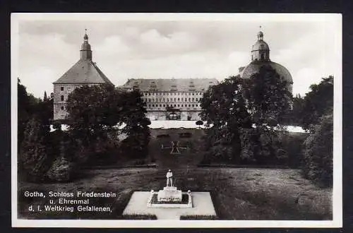 92324 AK Gotha Schloss Friedenstein Ehernmal um 1920