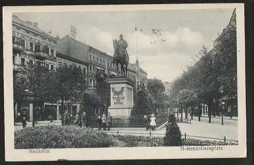 24557 AK Berlin Neukölln Hohenzollernplatz Reiterdenkmal Wilhelm der Grosse 1928