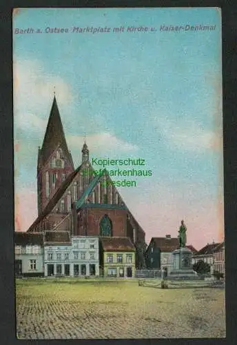 137857 AK Barth a. d. Ostsee 1929 Marktplatz Kirche Kaiser Denkmal