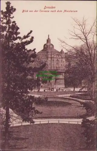 165411 AK Dresden Blick von der Terrasse nach dem Ministerium 1915