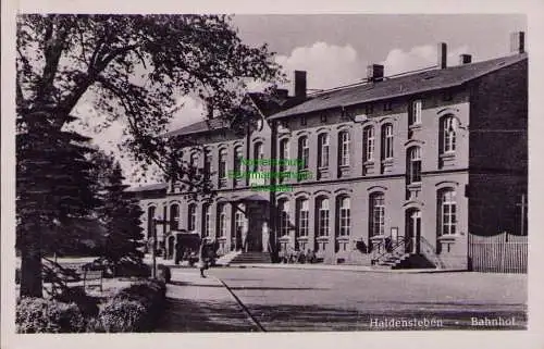 170016 AK Haldensleben um 1945 Bahnhof Strassenseite