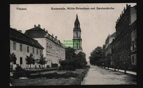 134216 AK Potsdam um 1920 Breitestraße Militär Waisenhaus Garnisonkirche