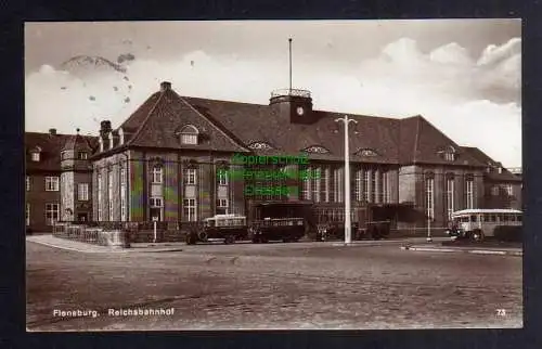 128634 AK Flensburg Reichsbahnhof 1930 Straßenseite Busse