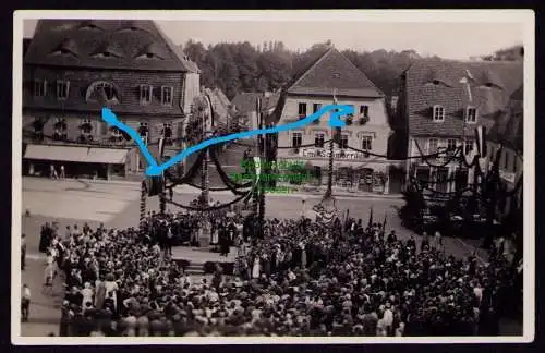 161993 AK Bernstadt Sachen Fotokarte Marktplatz Feier Fest um 1935 Geschäftshaus