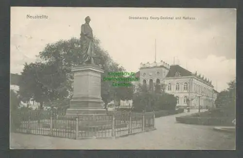 138727 Ansichtskarte Neustrelitz 1909 Grossherzog Georg Denkmal und Rathaus