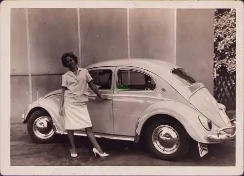 165604 Foto Auto VW Käfer Frau um 1960 10,6 x 7,6 cm