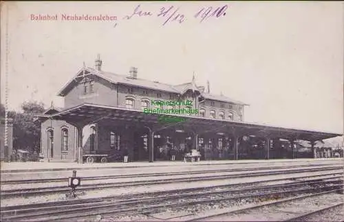 157165 AK Neuhaldensleben 1910 Bahnhof Gleisseite Gleisanlage