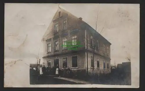 155192 AK Fotokarte in od. um Pirna Wohnhaus Schutzmann Polizist Verlag Fritsche