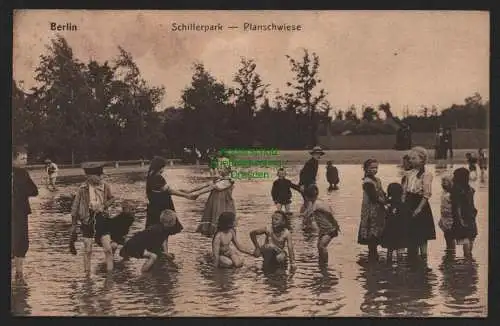 144682 Ansichtskarte Berlin 1916 Schillerpark Planschwiese Feldpost