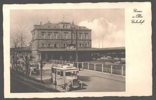 141662 AK Riesa Elbe Bahnhof Autobus um 1935