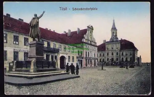 172487 AK  Tilsit 1916 Schenckendorf Platz mit Denkmal