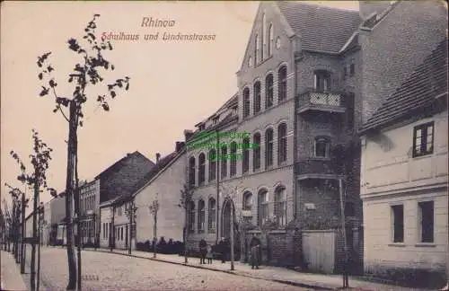 157370 Ansichtskarte Rhinow 1914 Schulhaus und Lindenstraße