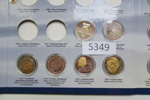 S349 Sammlung 25x  5 DM Gedenkmünzen mit Gold Applikationen