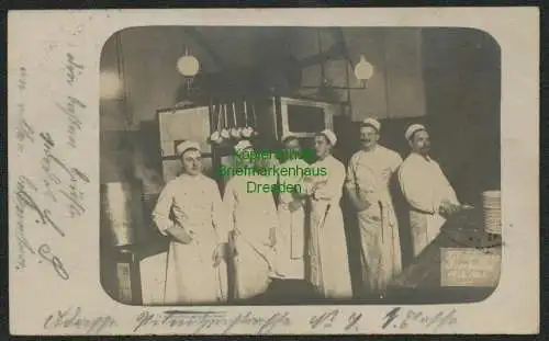 139557 Ansichtskarte Dresden 1903 Fotokarte Mittelsbacher Bierhallen Küche Köche