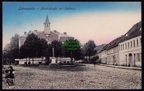 172643 AK Liebenwalde 1918 Marktstraße mit Rathaus