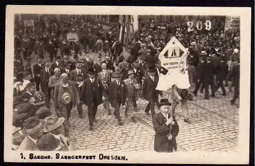 51227 AK Erstes Sächsisches Sängerbundes Fest in Dresden 1925 Fotokarte Männer G