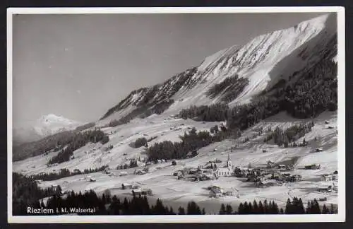 40297 AK Riezlern Kleinwalsertal im Winter Gasthof Post