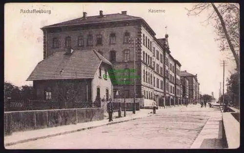 173732 Ansichtskarte Aschaffenburg 1911 Kaserne Straßenansicht