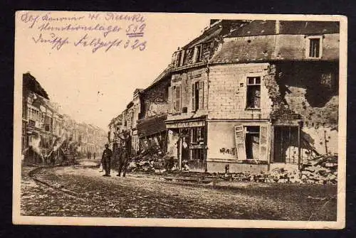 103699 AK Bapaume Batpalmen Straße zerstörte Häuser Deutsche Feldpost 1917