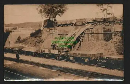 146102 AK Fotokarte Brückenbau Haynsburg Prossen Eisenbau Kleinbahn Lok um 1910