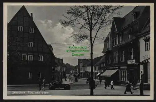 151670 AK Staßfurt Fürstenstraße um 1935 Naverma Haus