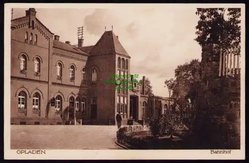 172649 AK Opladen Leverkusen um 1925 Bahnhof Straßenseite